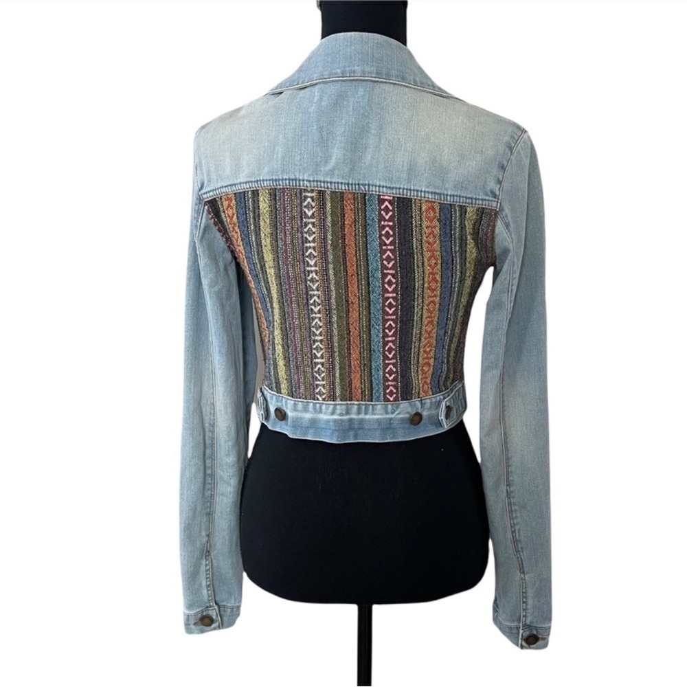 Anthropologie Life In progress Cropped Jean Jacket Embroidery denim EUC